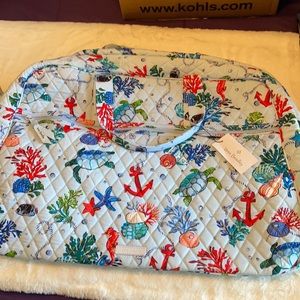 Vera Bradley grand traveler